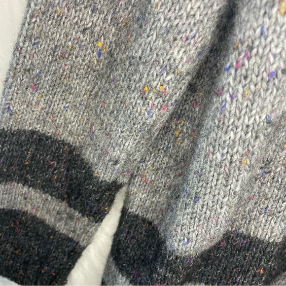 Talbots Large Women’s Gray and Multicolored Button-Up Knit Cardigan - Picture 10 of 12